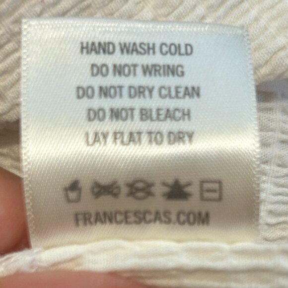 Francesca's white top open back - Picture 5 of 5